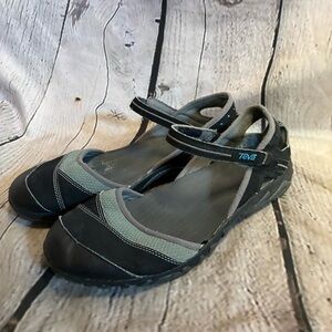Teva Women’s Westwater Mary‎ Jane Cap Toe Sandal Flats Adjustable GRN BLK Sz 7 ?